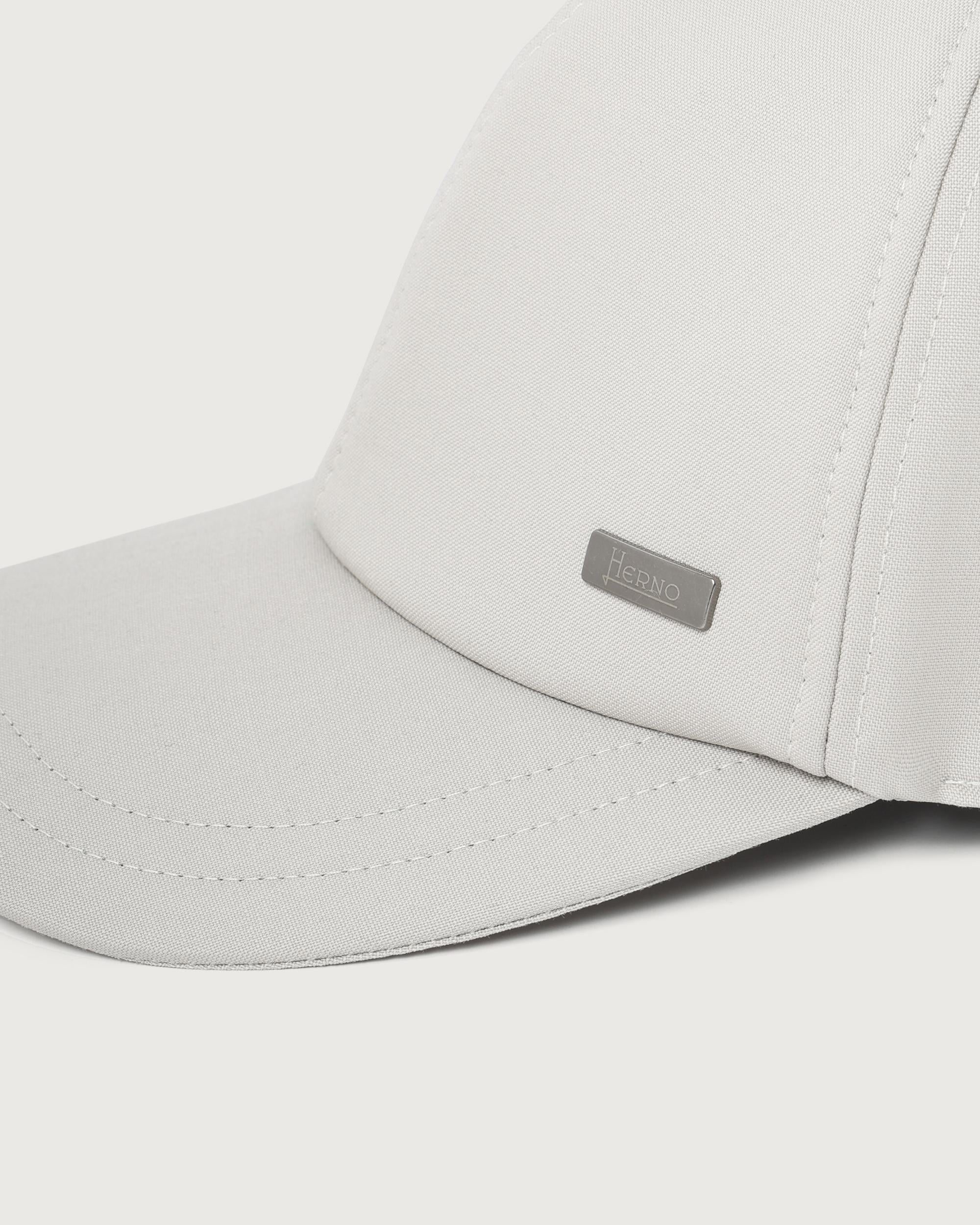 HERNO Berretto Grigio  BER00049U 33410 9403 
